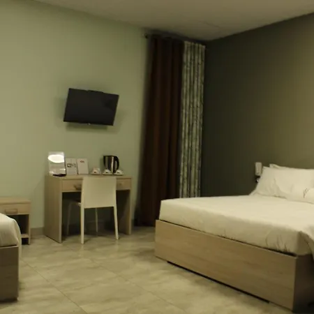 Volpedo Hostel Hotell *